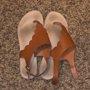 Sandals brown